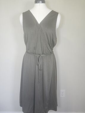 A New Day Olive Green Sleeveless V-Neck Faux Wrap Waist Tie Midi Dress S LG NWOT